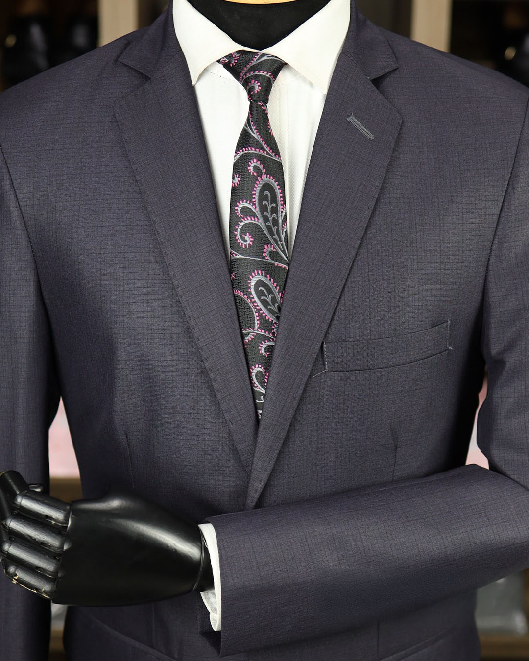 Terno Chumbo Detalhe